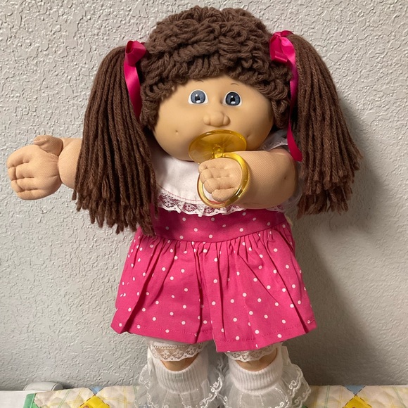 VTG Second Edition Cabbage Patch Kid Girl With Pacifier RARE Gray Eyes - Picture 5 of 11